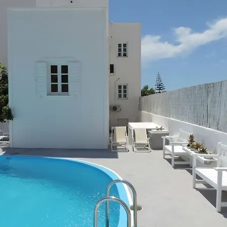 Apart Otel Three Harites 3*