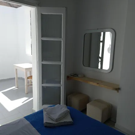 Aparthotel Three Harites