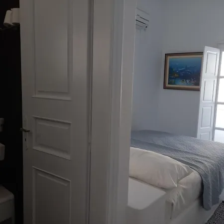 Three Harites Aparthotel 3*