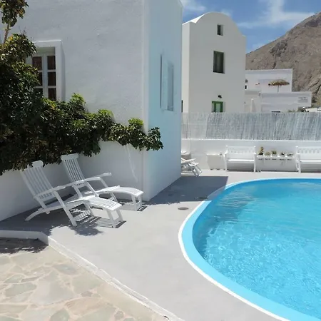 Three Harites Perissa (Santorini)