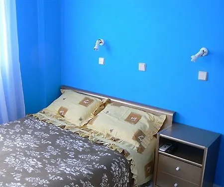 Aparthotel Three Harites